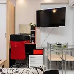 Luxury In Downtown Апартаменты