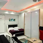 Апартаменты Luxury In Downtown *