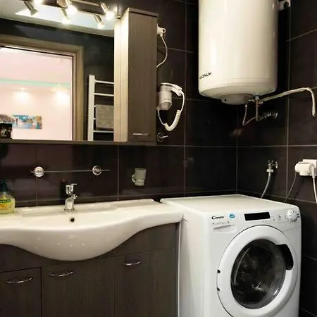 Luxury In Downtown Apartment Thessaloniki